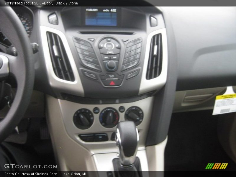 Black / Stone 2012 Ford Focus SE 5-Door