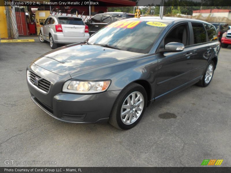Titanium Grey Metallic / Off Black 2008 Volvo V50 2.4i