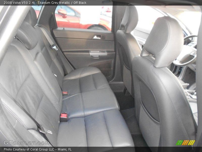 Titanium Grey Metallic / Off Black 2008 Volvo V50 2.4i