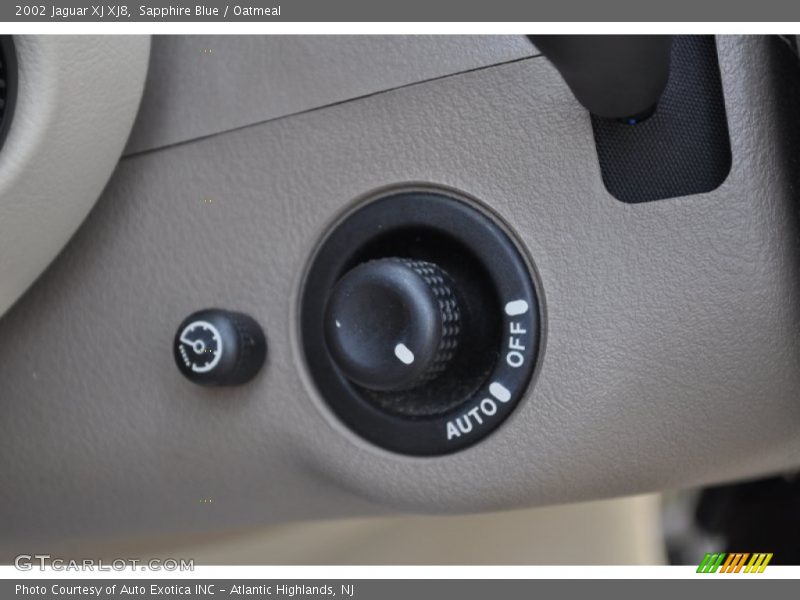 Sapphire Blue / Oatmeal 2002 Jaguar XJ XJ8