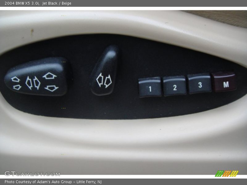 Jet Black / Beige 2004 BMW X5 3.0i