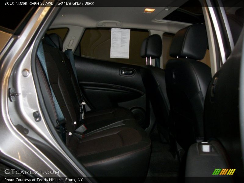 Gotham Gray / Black 2010 Nissan Rogue SL AWD