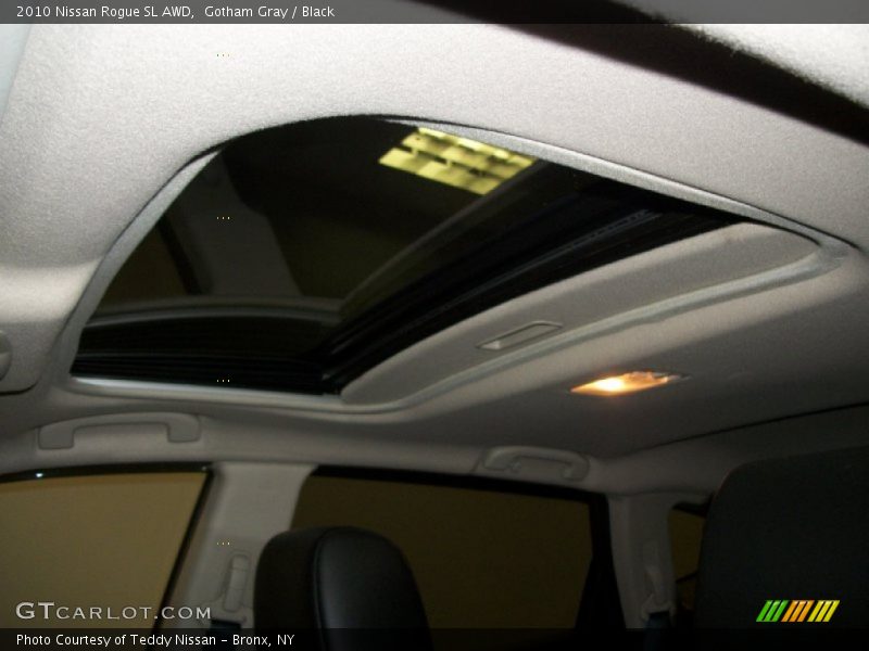 Gotham Gray / Black 2010 Nissan Rogue SL AWD