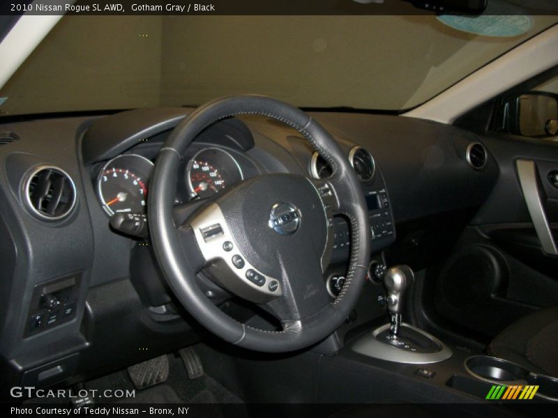 Gotham Gray / Black 2010 Nissan Rogue SL AWD