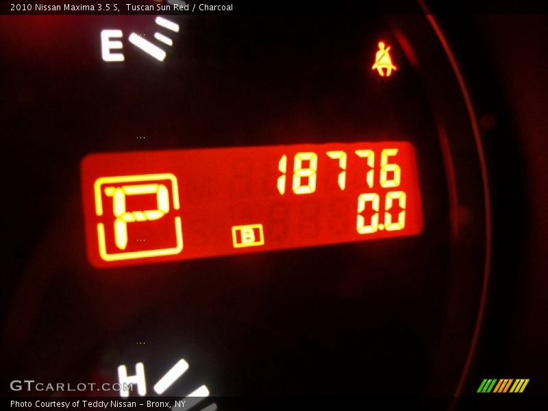 Tuscan Sun Red / Charcoal 2010 Nissan Maxima 3.5 S