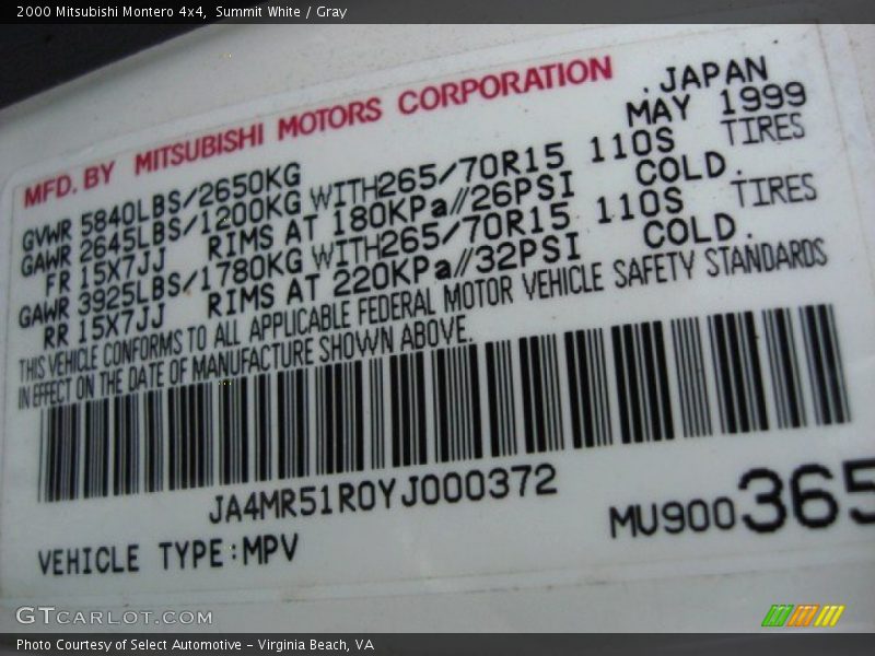 Summit White / Gray 2000 Mitsubishi Montero 4x4