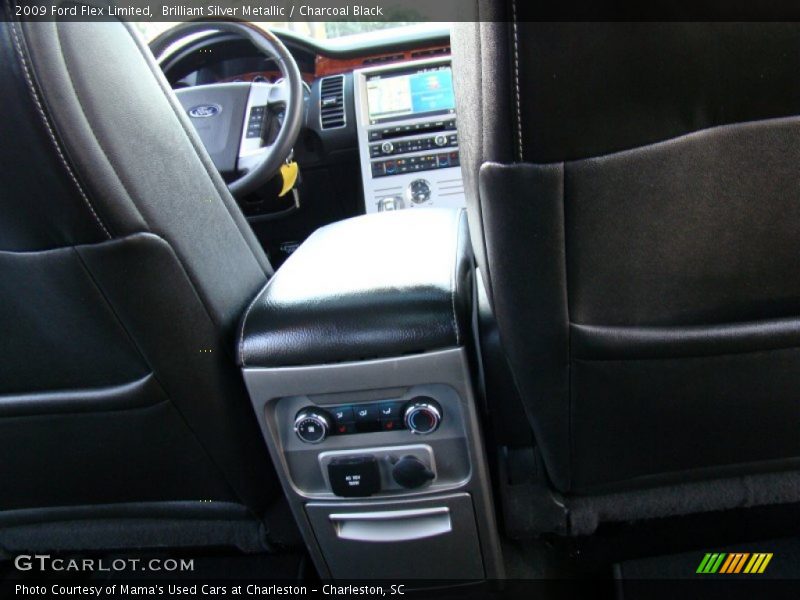 Brilliant Silver Metallic / Charcoal Black 2009 Ford Flex Limited
