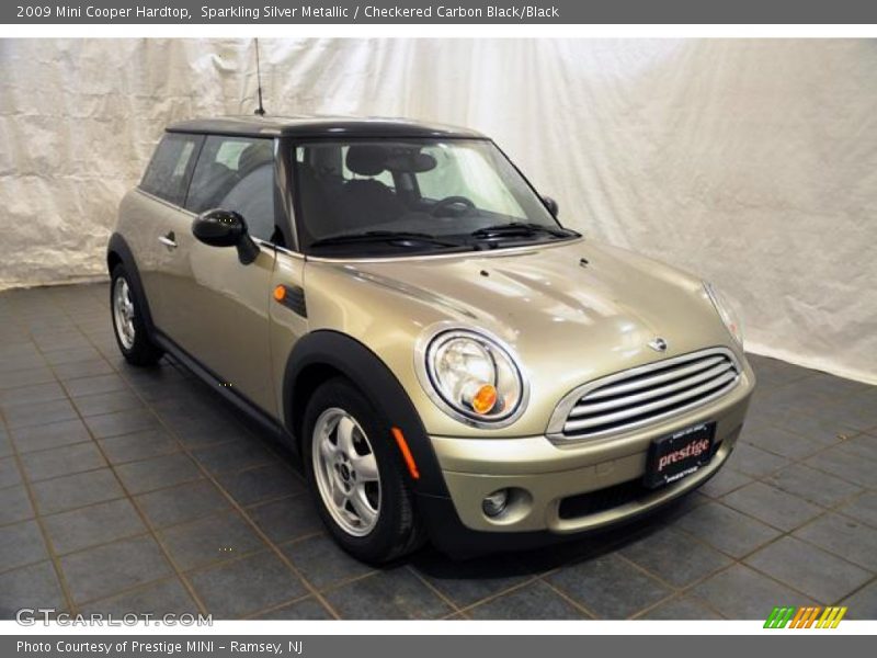 Sparkling Silver Metallic / Checkered Carbon Black/Black 2009 Mini Cooper Hardtop