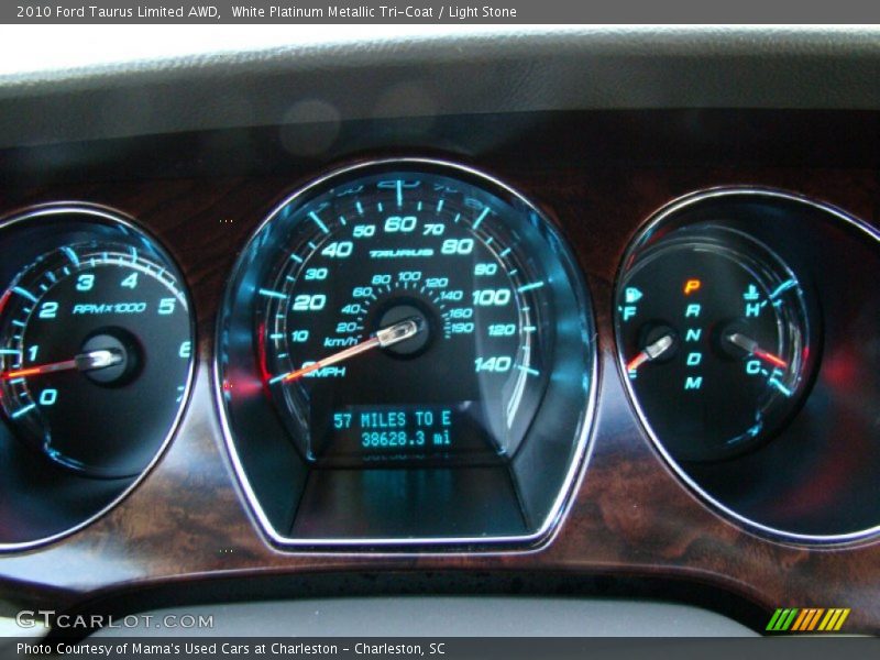 White Platinum Metallic Tri-Coat / Light Stone 2010 Ford Taurus Limited AWD
