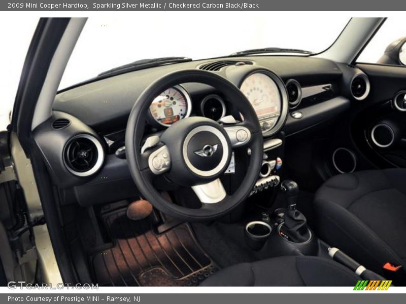 Sparkling Silver Metallic / Checkered Carbon Black/Black 2009 Mini Cooper Hardtop