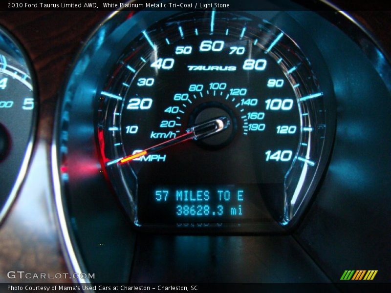 White Platinum Metallic Tri-Coat / Light Stone 2010 Ford Taurus Limited AWD