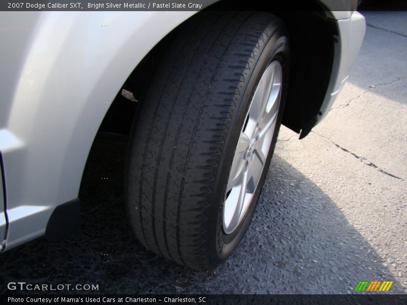 Bright Silver Metallic / Pastel Slate Gray 2007 Dodge Caliber SXT