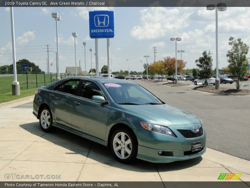 Aloe Green Metallic / Charcoal 2009 Toyota Camry SE