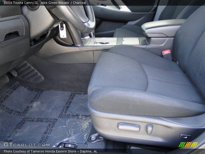 Aloe Green Metallic / Charcoal 2009 Toyota Camry SE