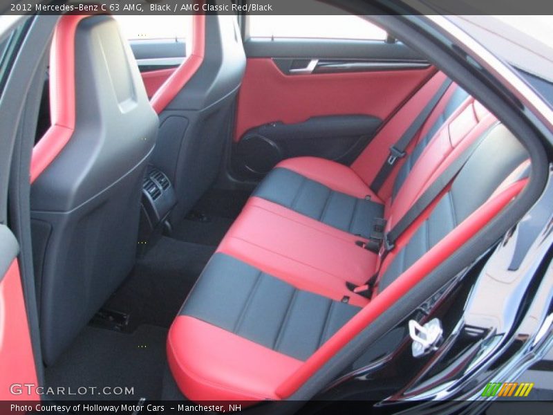63 AMG rear seats Classic Red/Black - 2012 Mercedes-Benz C 63 AMG