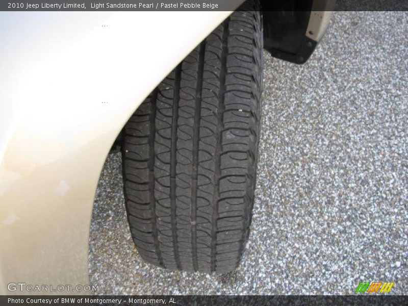 Light Sandstone Pearl / Pastel Pebble Beige 2010 Jeep Liberty Limited