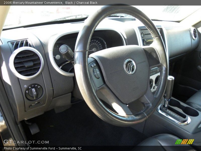 Black / Charcoal Black 2006 Mercury Mountaineer Convenience