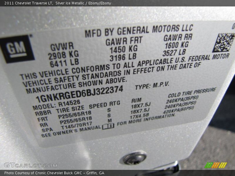 Silver Ice Metallic / Ebony/Ebony 2011 Chevrolet Traverse LT