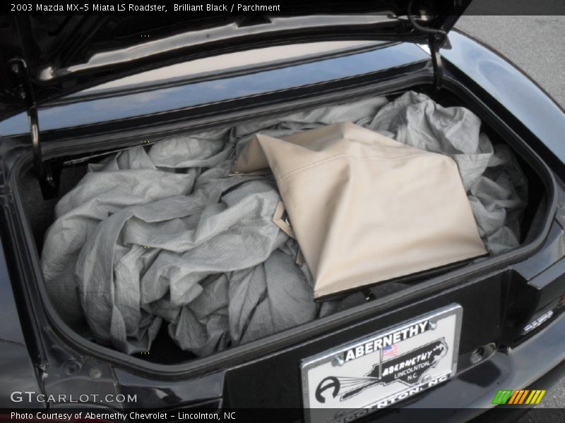 Brilliant Black / Parchment 2003 Mazda MX-5 Miata LS Roadster