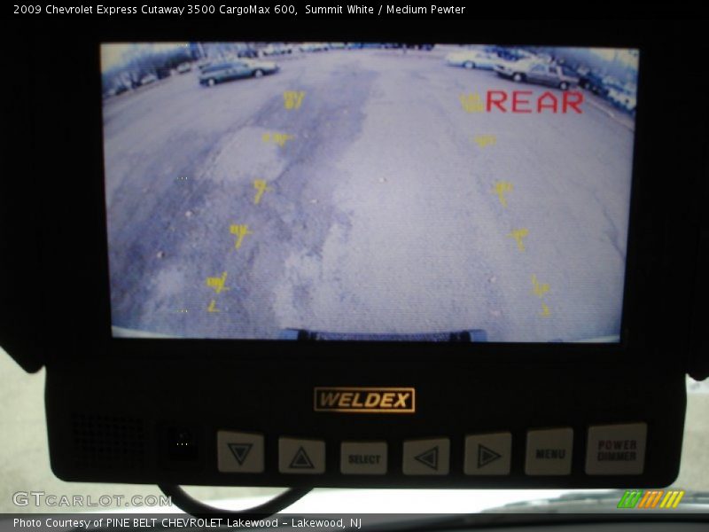 Summit White / Medium Pewter 2009 Chevrolet Express Cutaway 3500 CargoMax 600