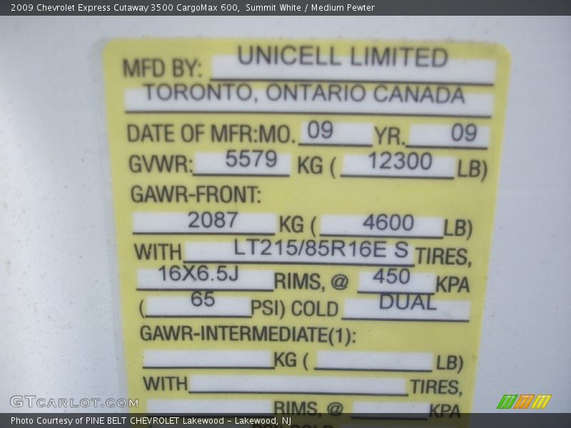 Summit White / Medium Pewter 2009 Chevrolet Express Cutaway 3500 CargoMax 600
