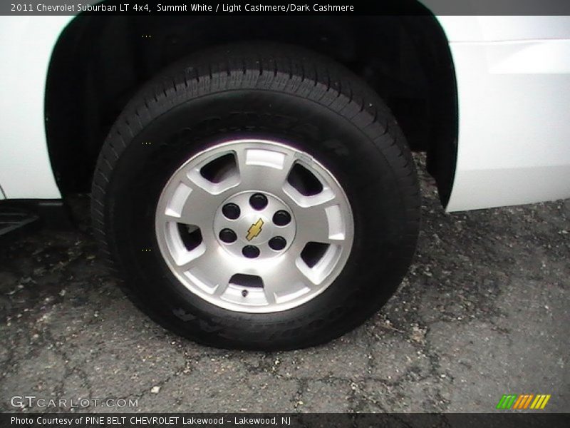 Summit White / Light Cashmere/Dark Cashmere 2011 Chevrolet Suburban LT 4x4