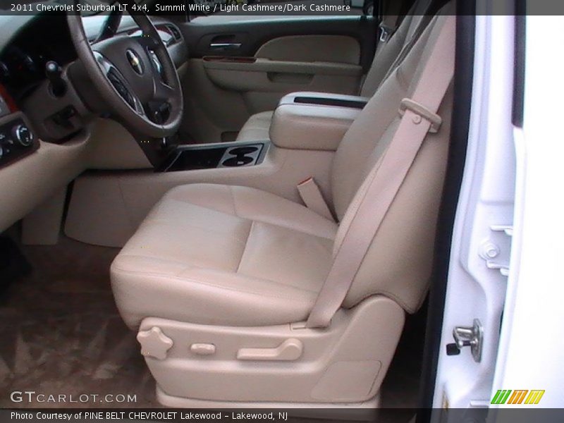 Summit White / Light Cashmere/Dark Cashmere 2011 Chevrolet Suburban LT 4x4