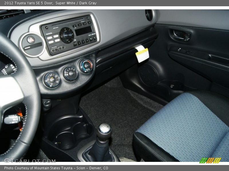 Super White / Dark Gray 2012 Toyota Yaris SE 5 Door