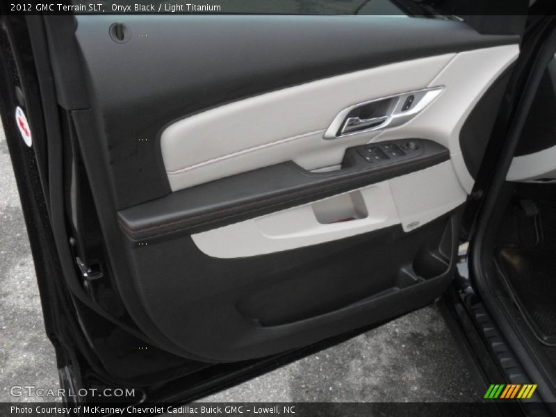 Onyx Black / Light Titanium 2012 GMC Terrain SLT