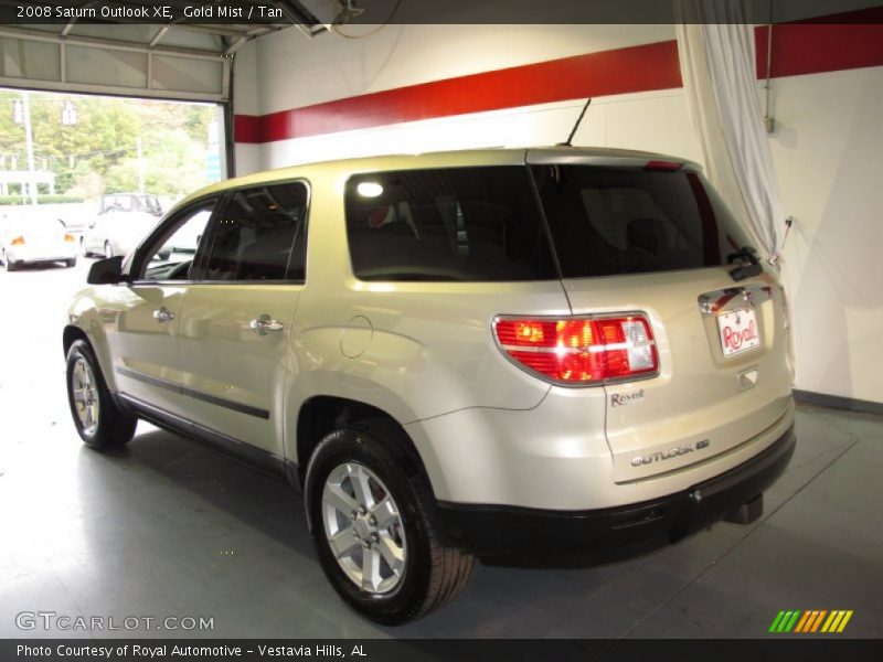Gold Mist / Tan 2008 Saturn Outlook XE