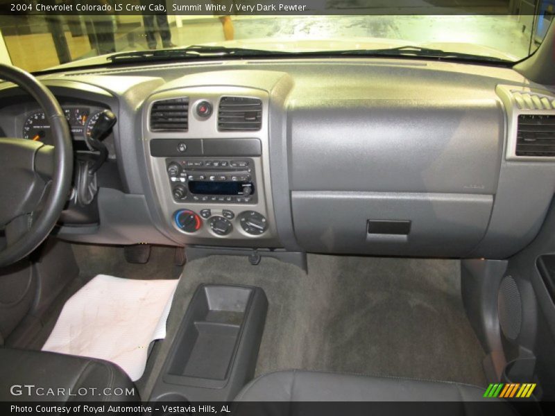 Dashboard of 2004 Colorado LS Crew Cab