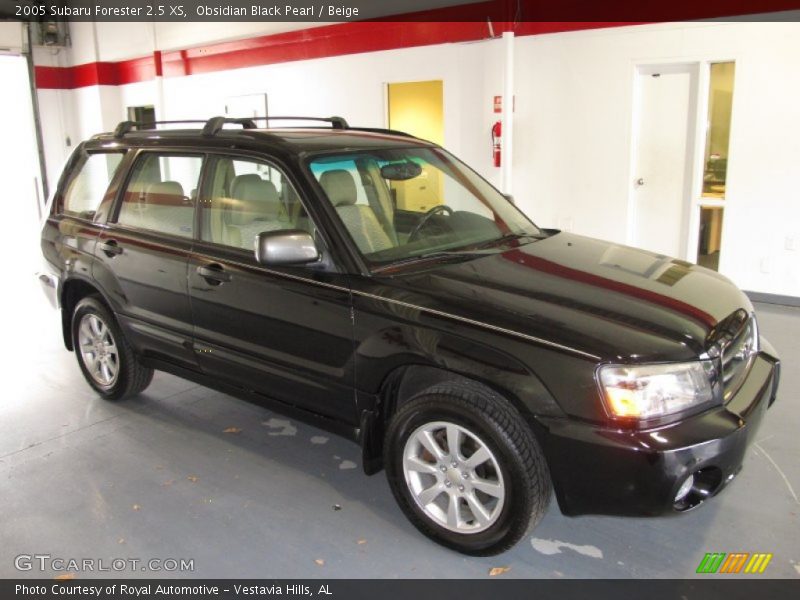 Obsidian Black Pearl / Beige 2005 Subaru Forester 2.5 XS