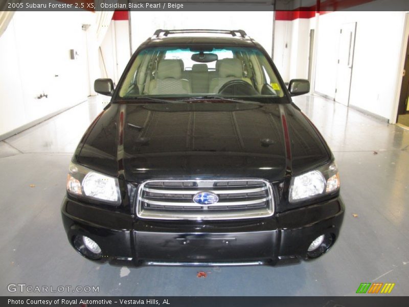 Obsidian Black Pearl / Beige 2005 Subaru Forester 2.5 XS