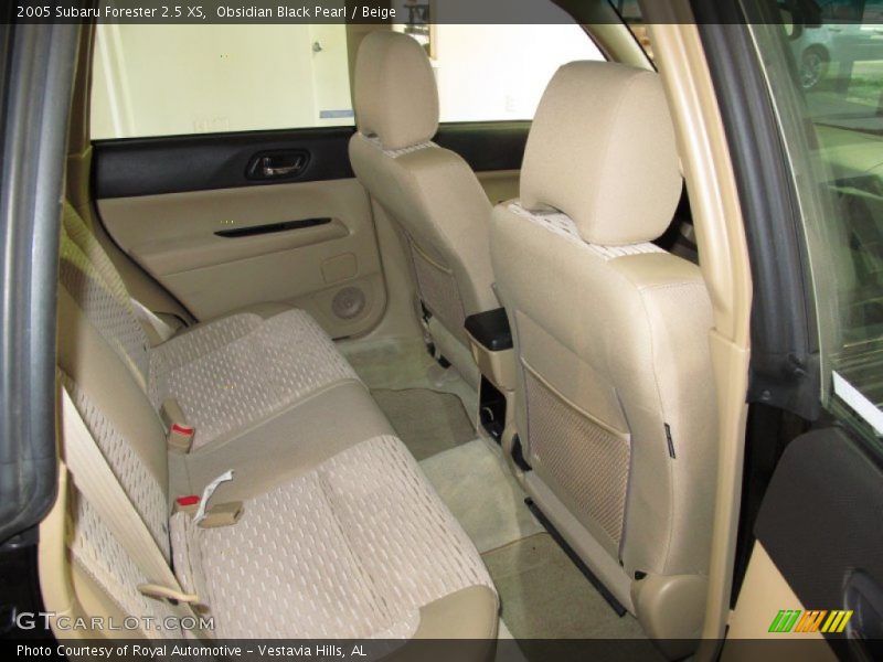Obsidian Black Pearl / Beige 2005 Subaru Forester 2.5 XS