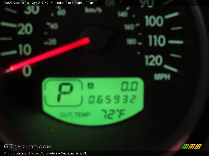 Obsidian Black Pearl / Beige 2005 Subaru Forester 2.5 XS