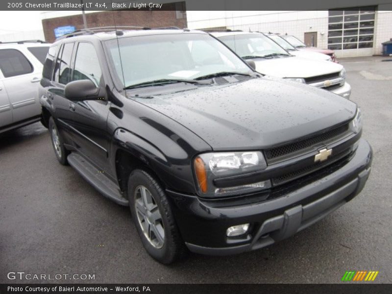 Black / Light Gray 2005 Chevrolet TrailBlazer LT 4x4