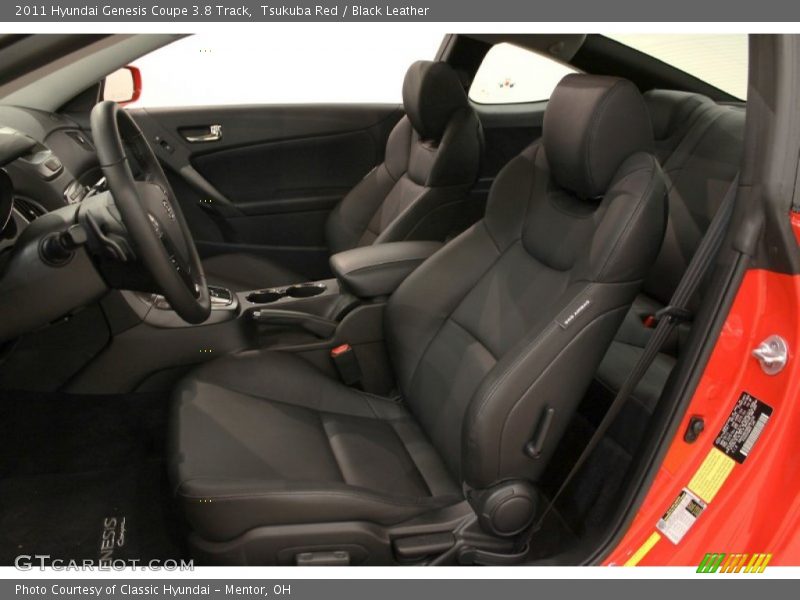 Track Coupe, drivers seat in Black Leather - 2011 Hyundai Genesis Coupe 3.8 Track