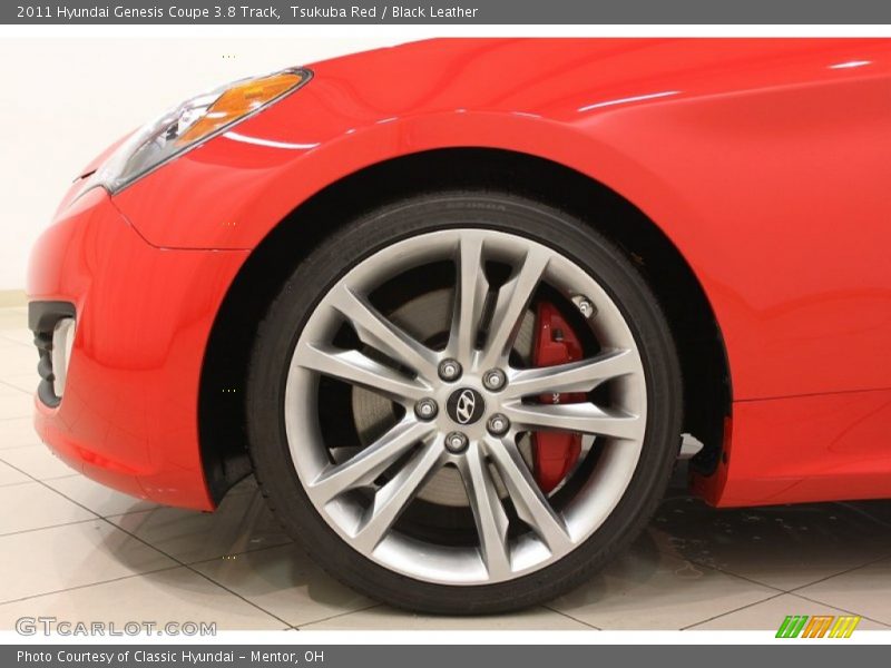 Track Coupe, 19" Split 5 Spoke Alloy wheels - 2011 Hyundai Genesis Coupe 3.8 Track