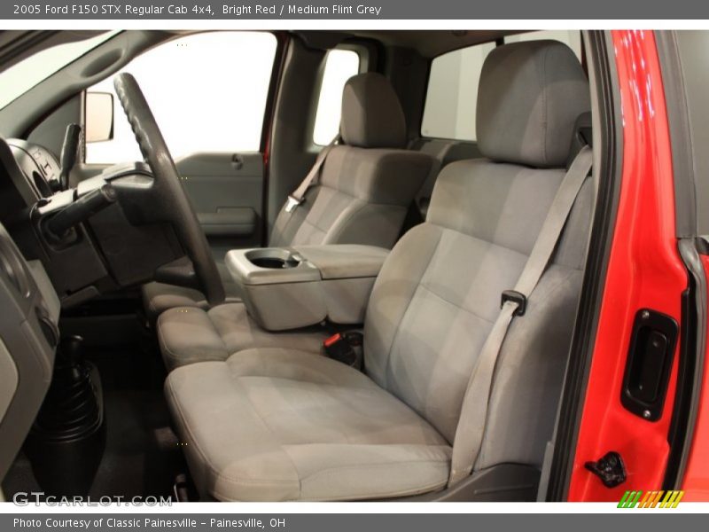  2005 F150 STX Regular Cab 4x4 Medium Flint Grey Interior