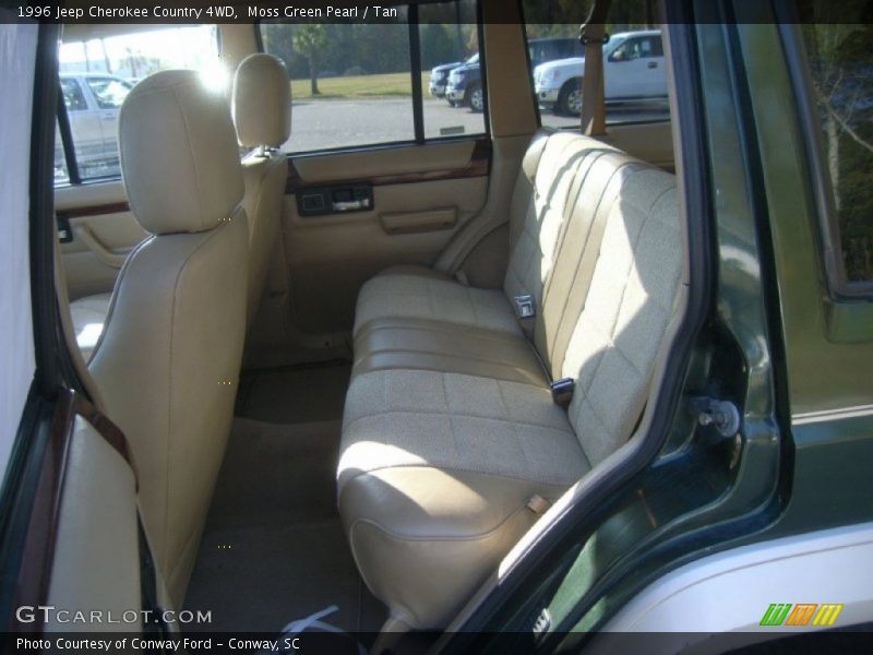  1996 Cherokee Country 4WD Tan Interior