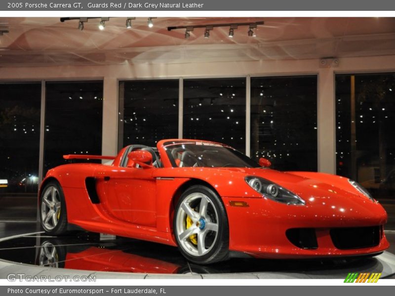 Guards Red / Dark Grey Natural Leather 2005 Porsche Carrera GT