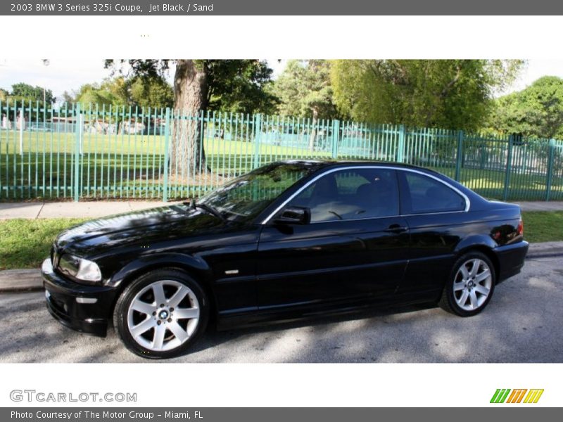 Jet Black / Sand 2003 BMW 3 Series 325i Coupe