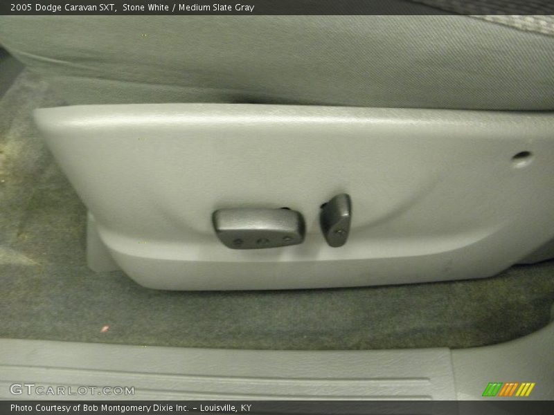 Stone White / Medium Slate Gray 2005 Dodge Caravan SXT