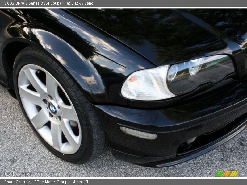 Jet Black / Sand 2003 BMW 3 Series 325i Coupe