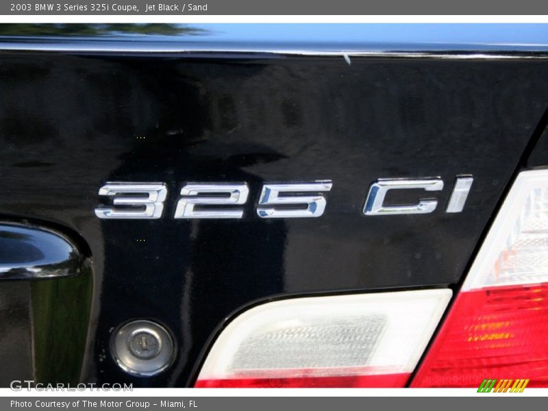 Jet Black / Sand 2003 BMW 3 Series 325i Coupe