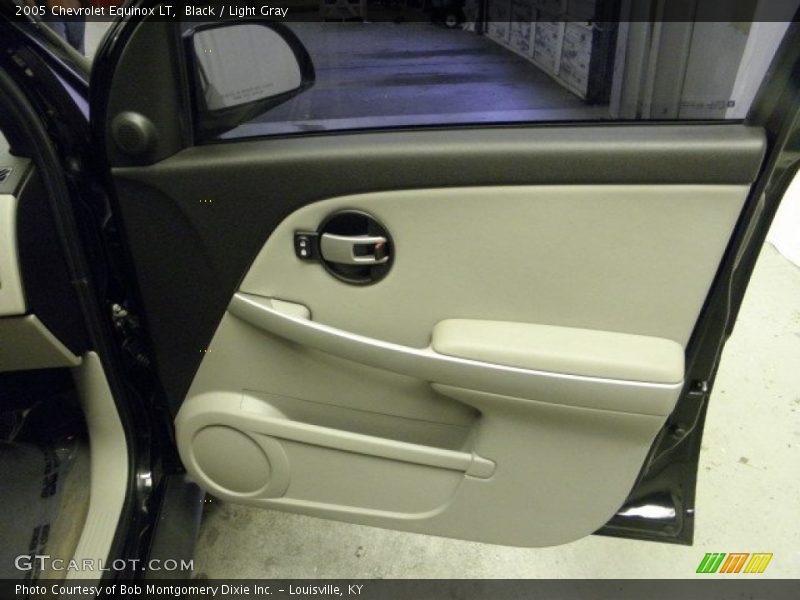 Black / Light Gray 2005 Chevrolet Equinox LT