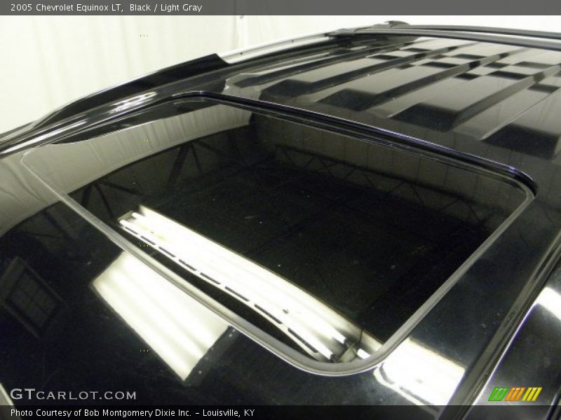 Black / Light Gray 2005 Chevrolet Equinox LT