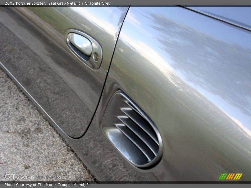 Seal Grey Metallic / Graphite Grey 2003 Porsche Boxster