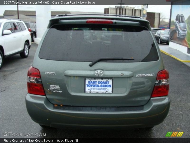 Oasis Green Pearl / Ivory Beige 2007 Toyota Highlander V6 4WD