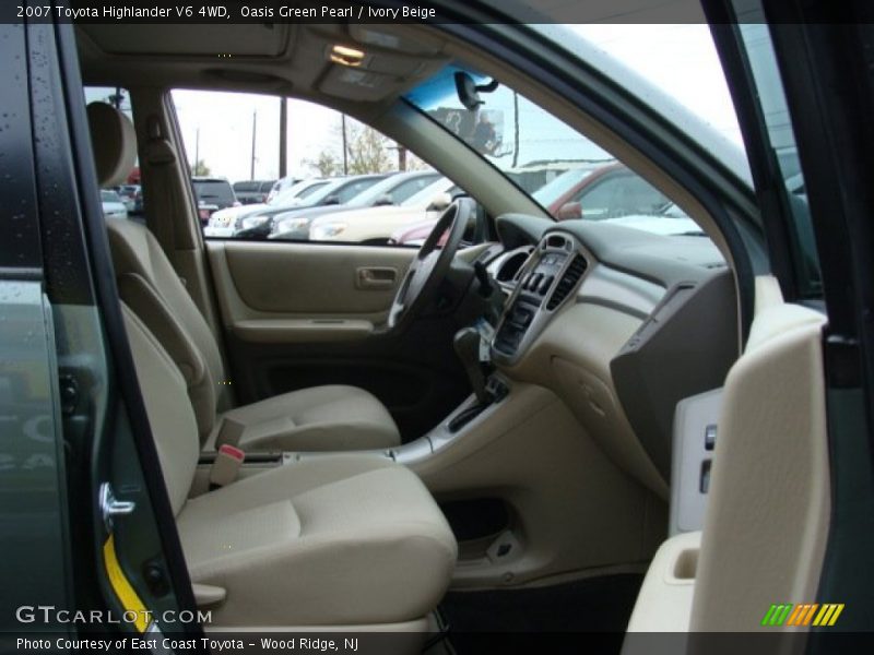 Oasis Green Pearl / Ivory Beige 2007 Toyota Highlander V6 4WD